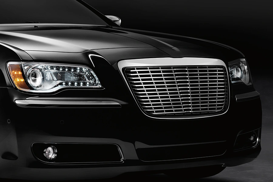 द अटोमोटिभ ग्रिल: जहाँ डिजाइन पहिचान ईन्जिनियरिङ् प्रेसिजन मिल्छ